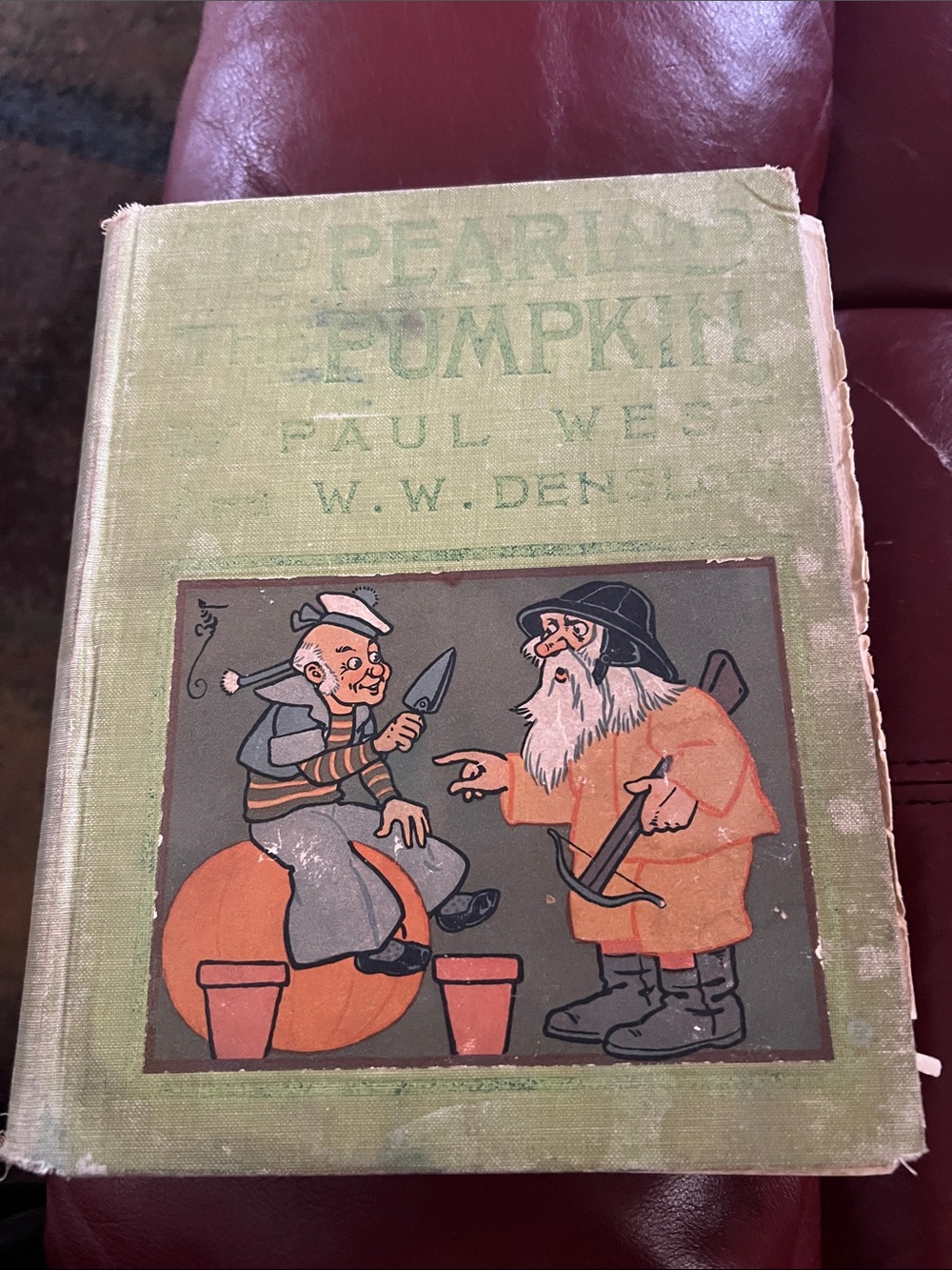 Vintage Pumpkin Illustration Reptile Book Cover - Green/Orange